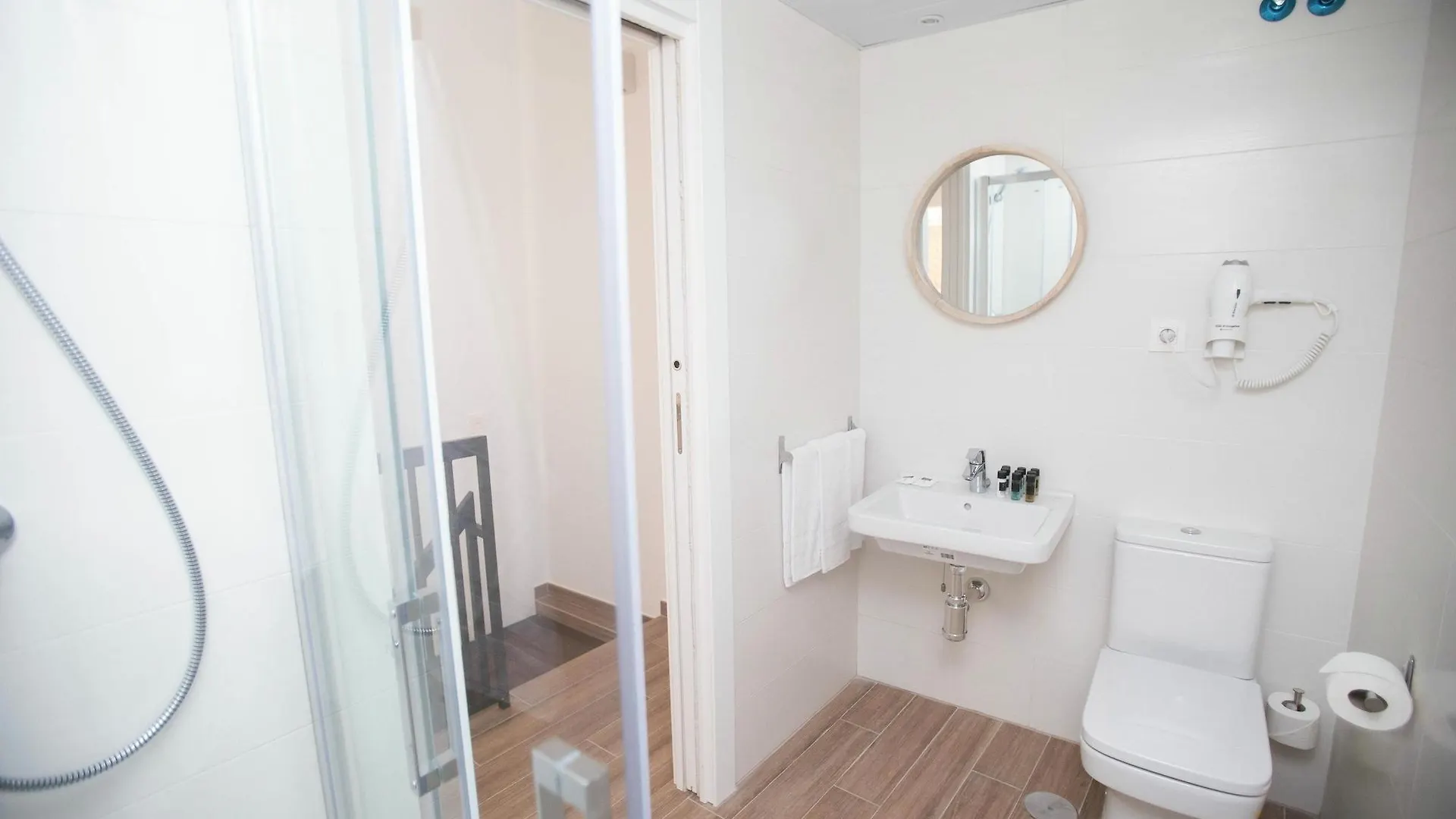 Feelathome Martires Apartments Malaga