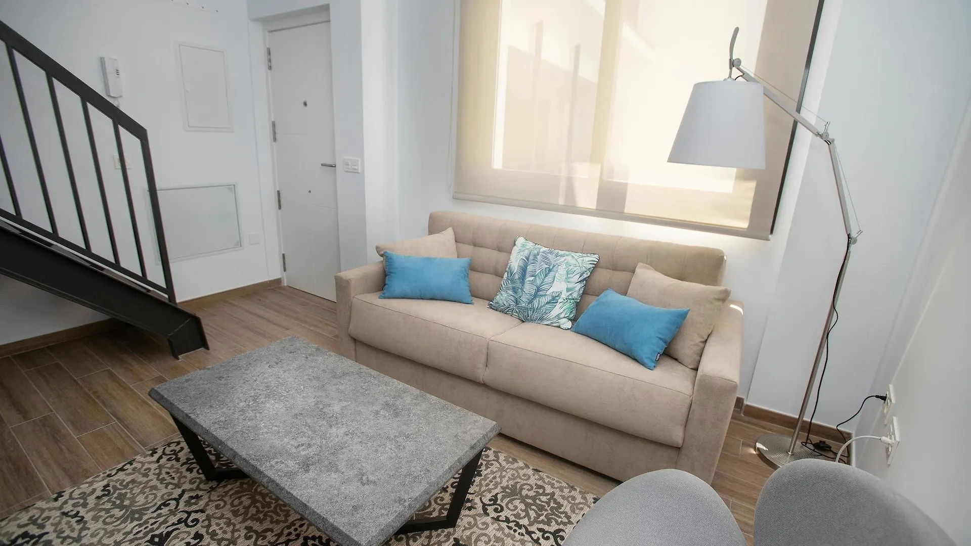 Feelathome Martires Apartments Malaga Spain