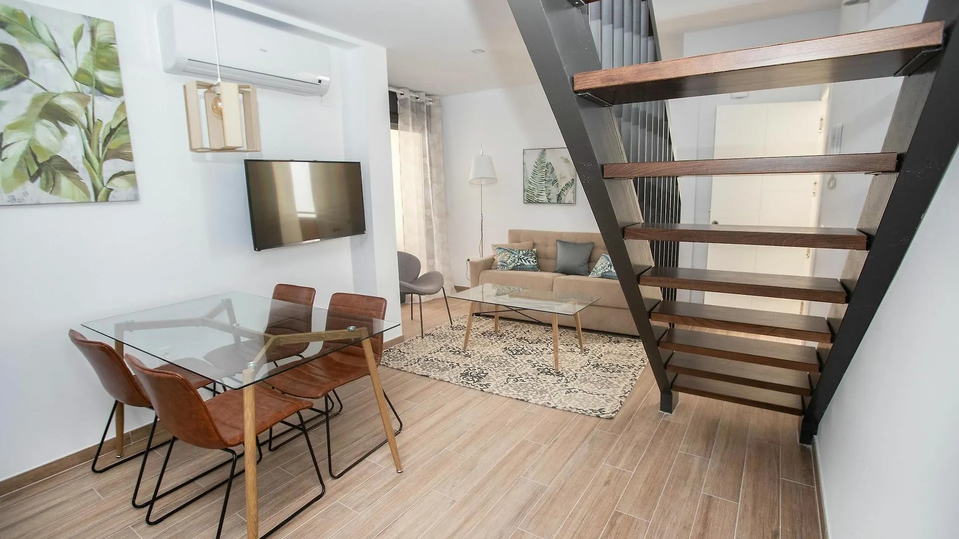 Feelathome Martires Apartments Malaga
