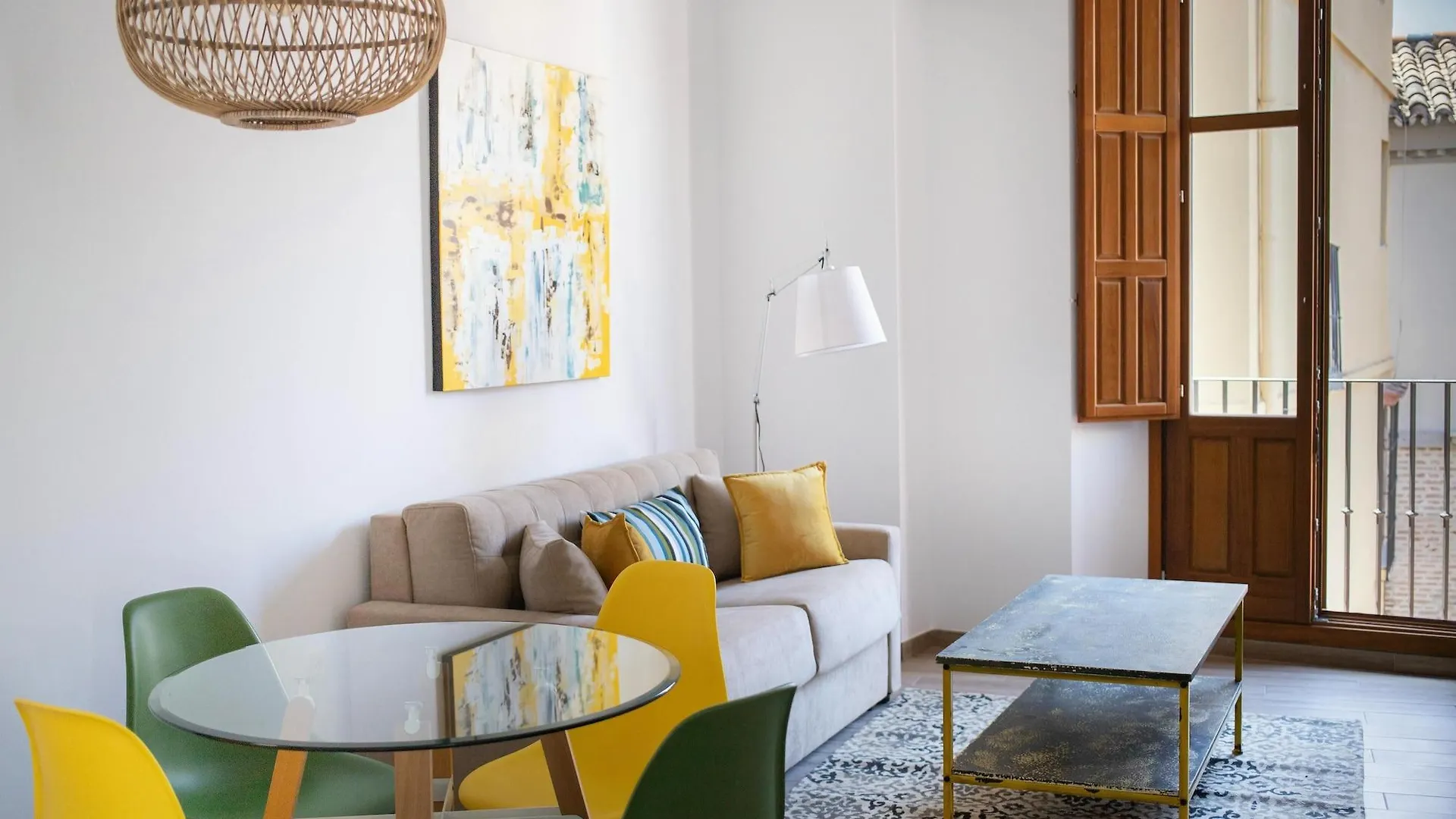 Feelathome Martires Apartments Malaga