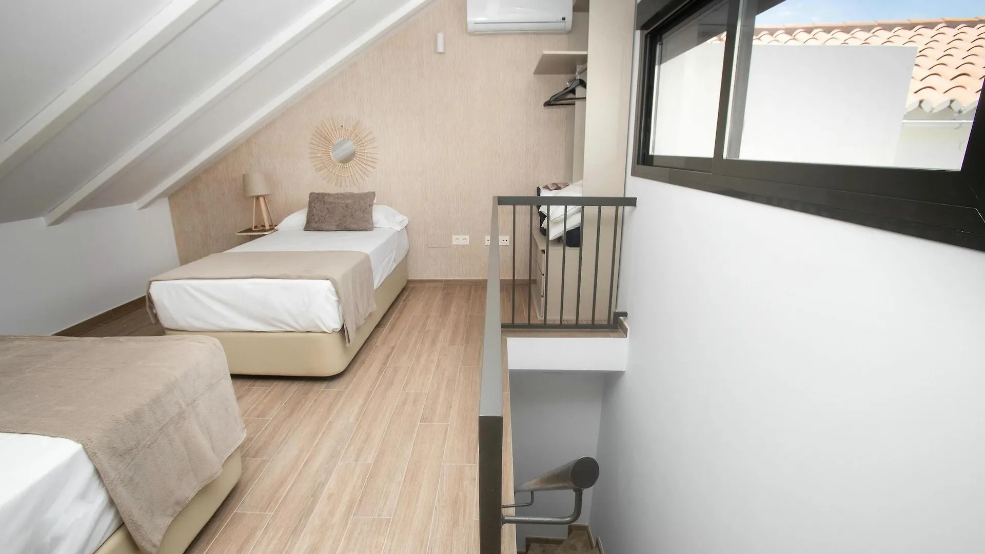 Feelathome Martires Apartments Malaga