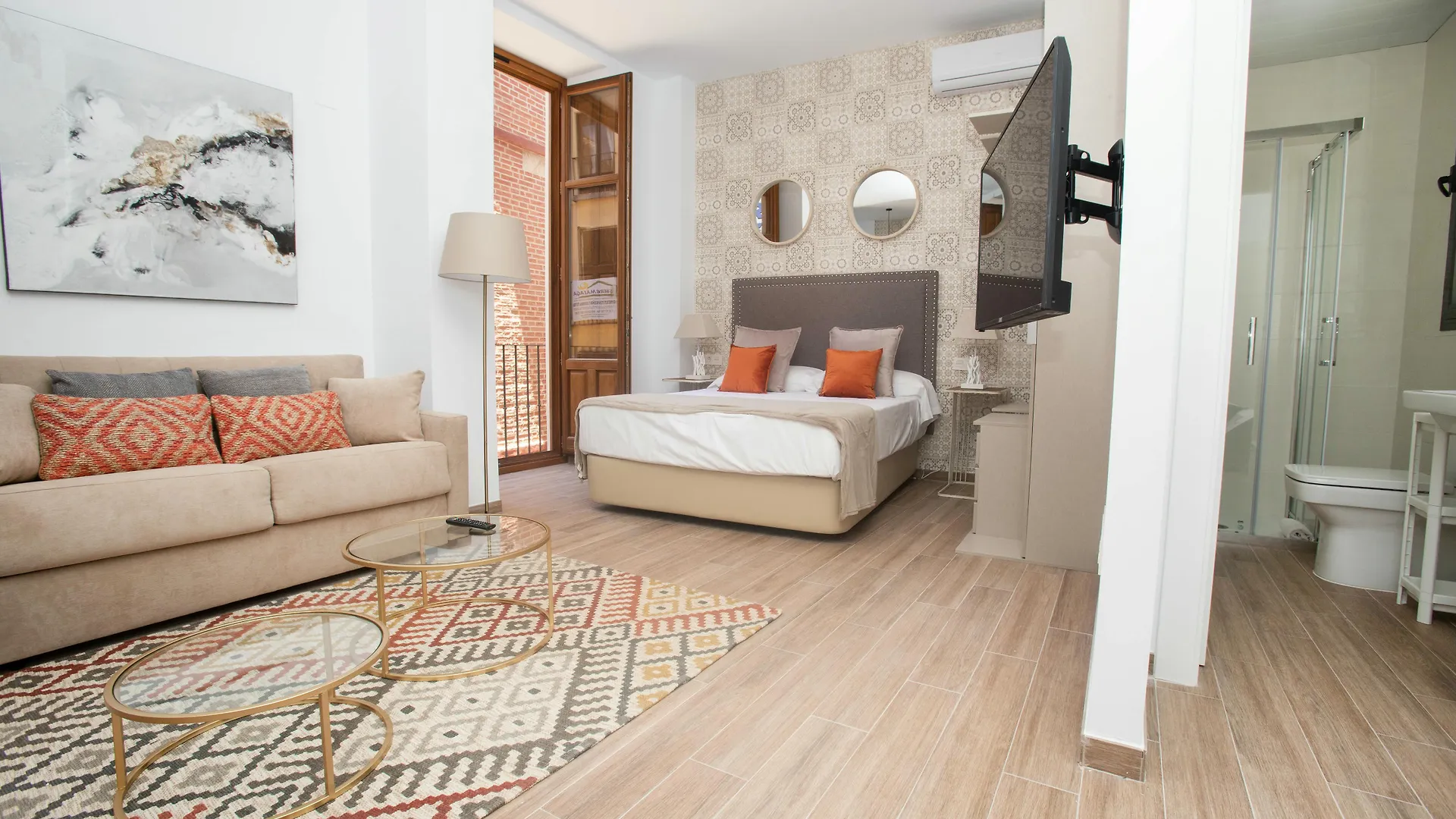 Feelathome Martires Apartments Malaga