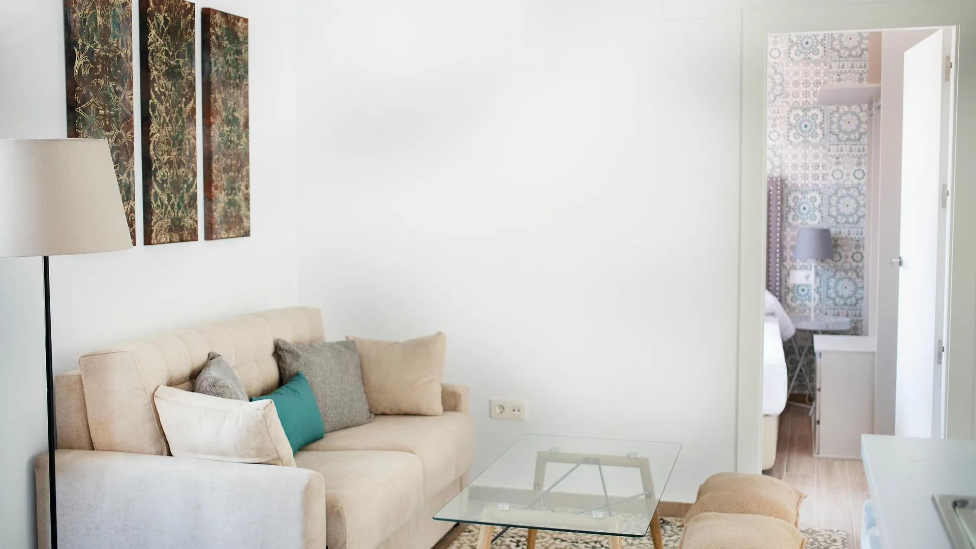 Feelathome Martires Apartments Malaga