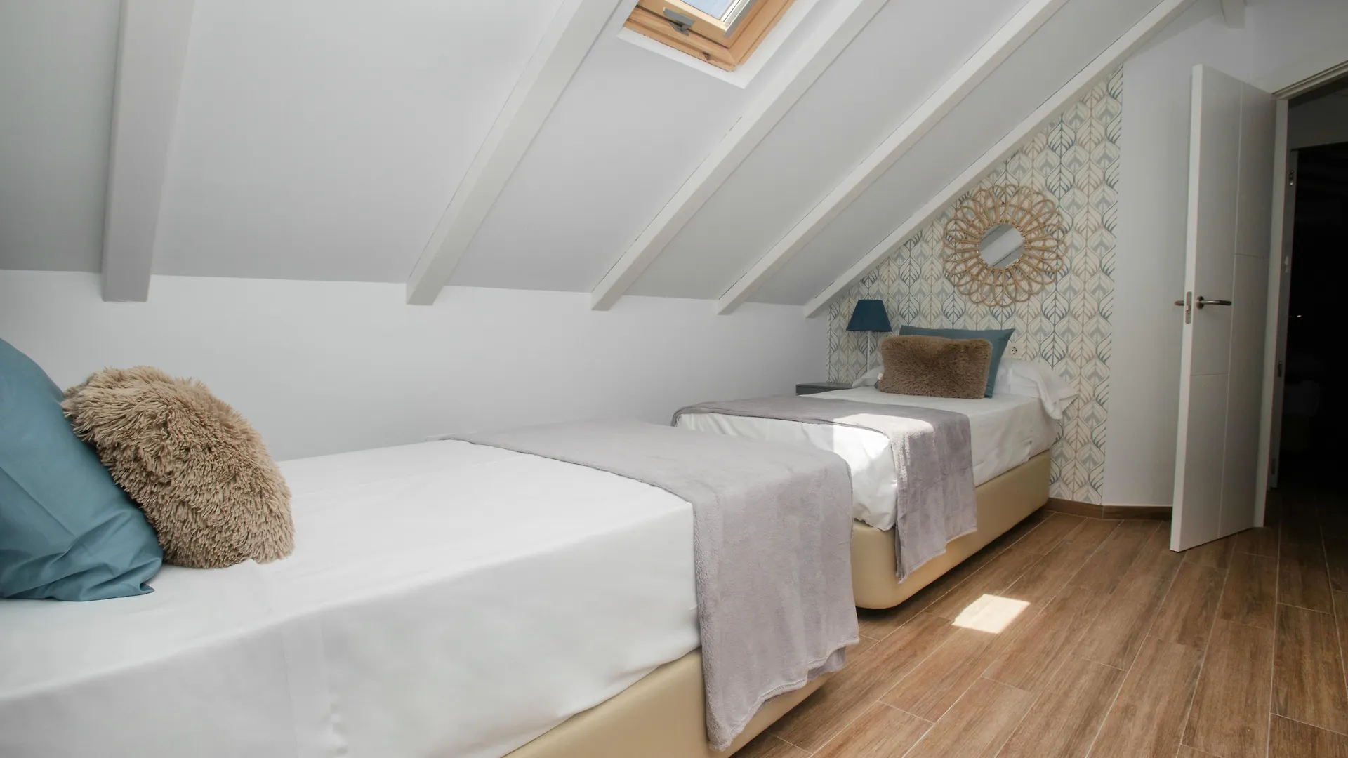 Feelathome Martires Apartments Malaga 0*,  Spain
