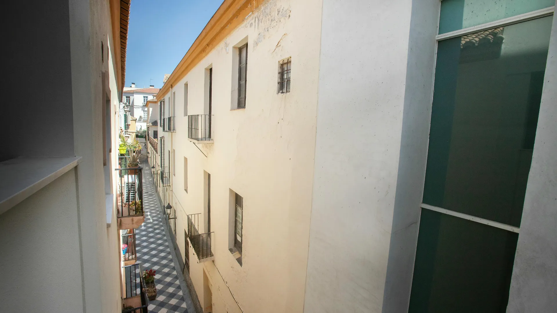Feelathome Martires Apartments Malaga