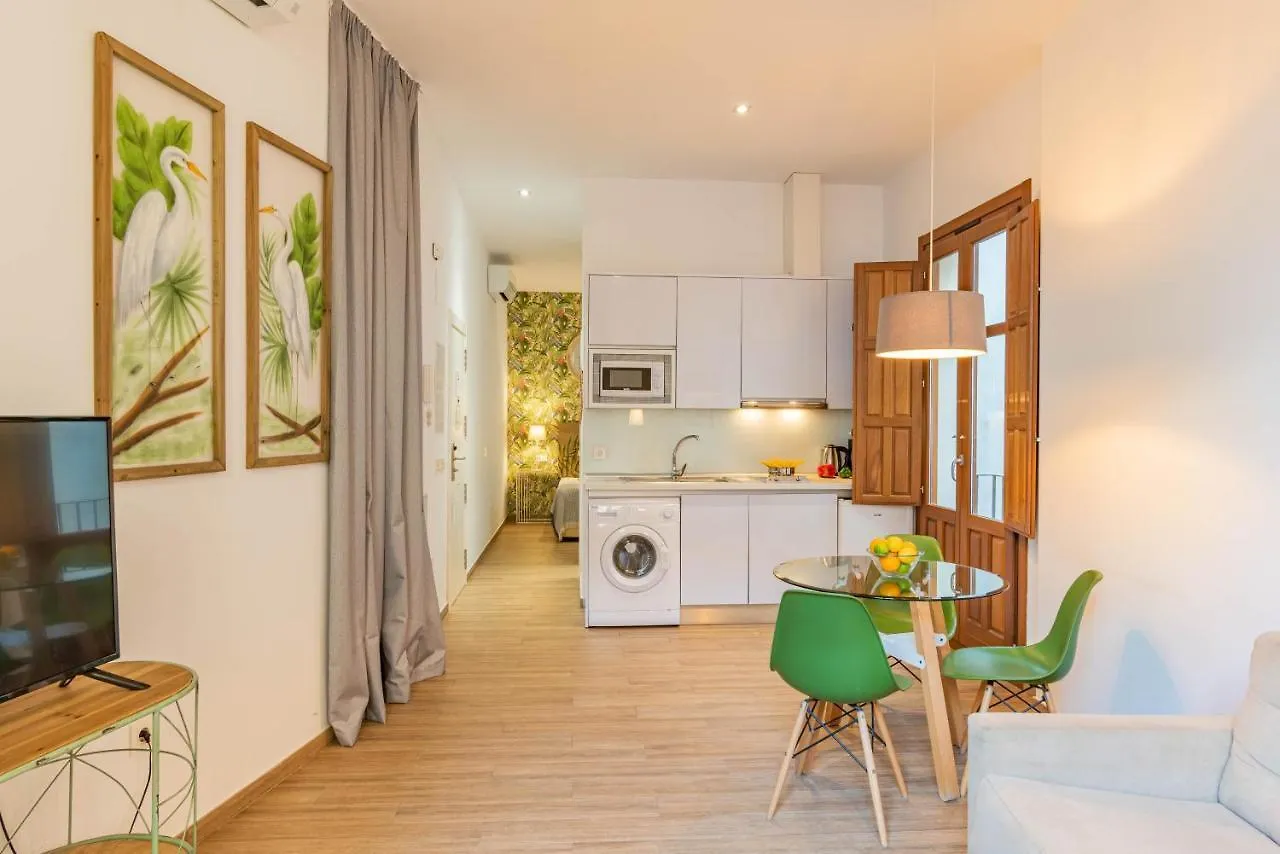Feelathome Martires Apartments Malaga