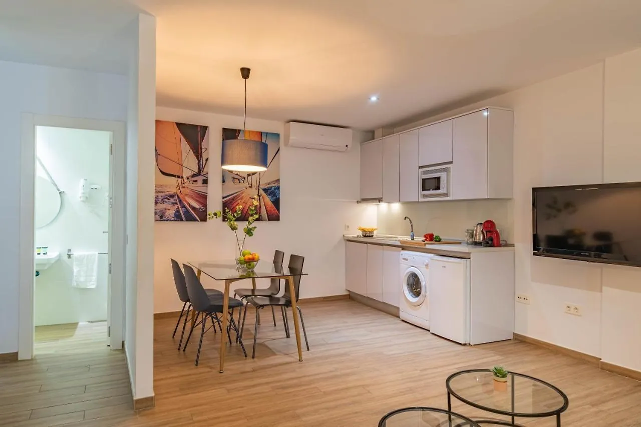 Feelathome Martires Apartments Malaga