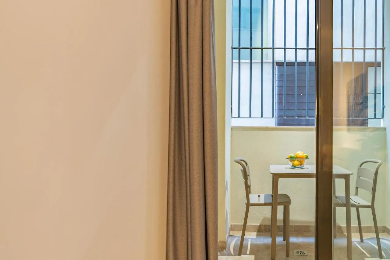 Feelathome Martires Apartments Malaga