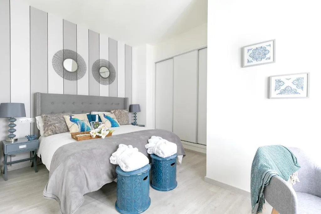 Feelathome Martires Apartments Malaga